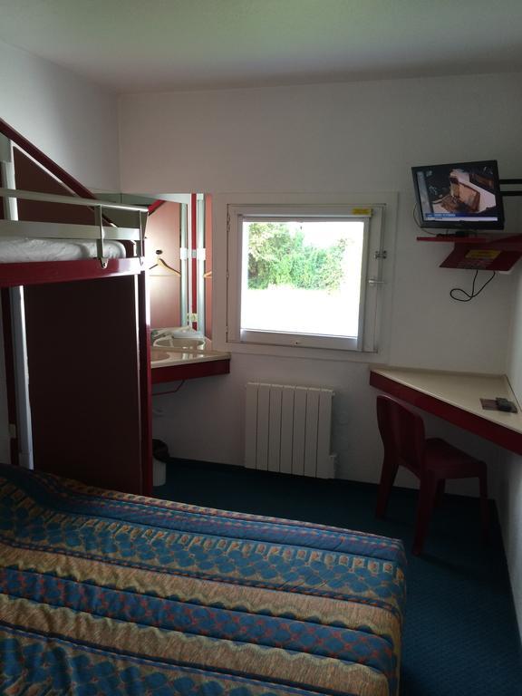 Formul'Eco Hotel Louvroil Kültér fotó